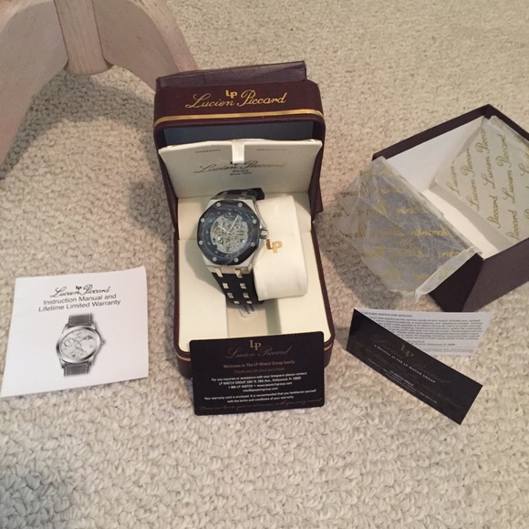 Lucien Picard men’s Watch NWT box
